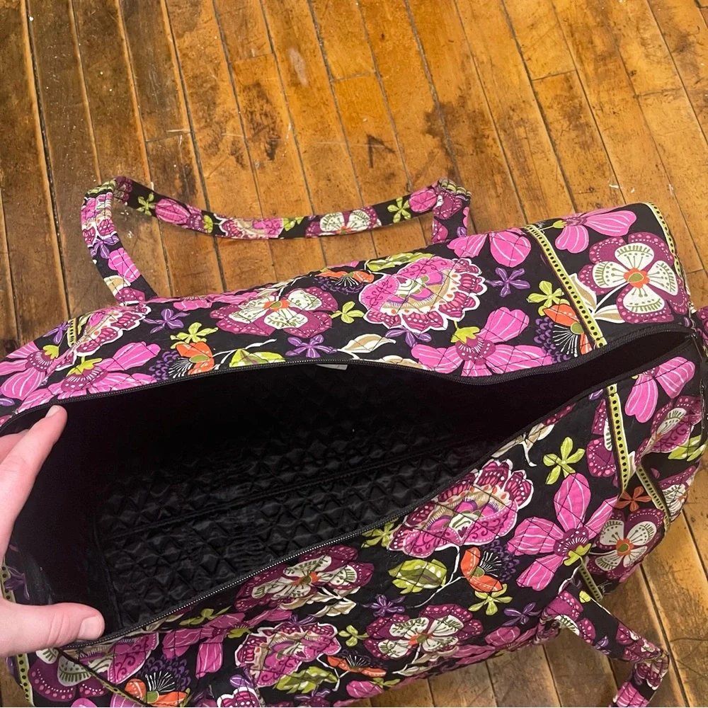 vera bradley duffel bag - Picture 7 of 10